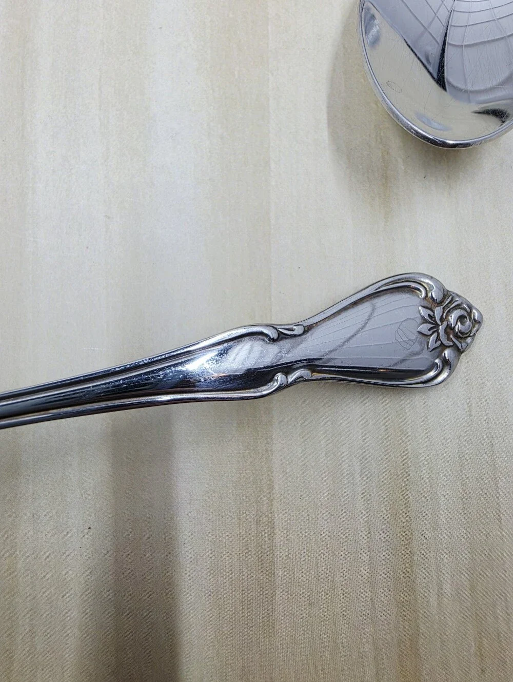 Oneida Arbor Rose True Rose Stainless Steel Flatware Set Of 18